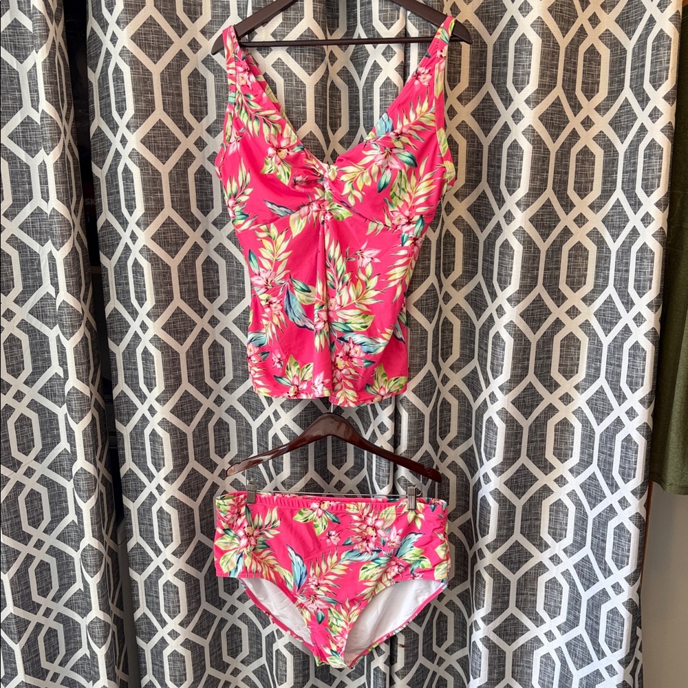 SHEIN Hot Pink Tropical Twist-Front Tankini Top and Bottoms size 3xl